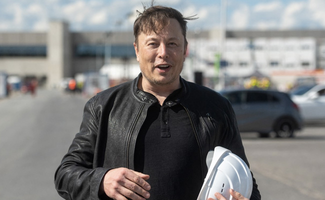 Elon Musk Targeted By Anonymous Hacker Group: Report