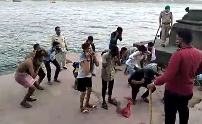 Watch: Men Go For Bath In Madhya Pradesh River, End Up Doing Sit-Ups