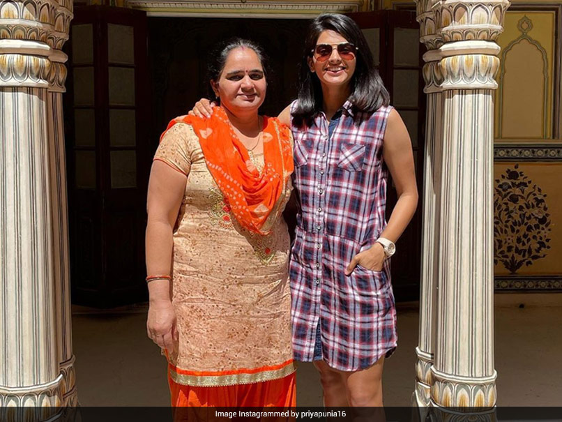 India Cricketer Priya Punias Mother Dies Of COVID-19