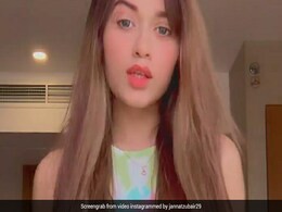 Jannat Zubair ने 29 मिलियन फॉलोअर्स होने पर किया ऐसा धमाकेदार Dance, फैन्स बोले- 30 पर क्या होगा! Jannat Zubair ने 29 मिलियन फॉलोअर्स होने पर किया ऐसा धमाकेदार Dance, फैन्स बोले- 30 पर क्या होगा!