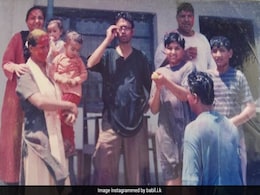 Pics From Babil's "Best Holi Celebrations" With Dad Irrfan Khan And Mom Sutapa At Tigmanshu Dhulia's House Pics From Babil's "Best Holi Celebrations" With Dad Irrfan Khan And Mom Sutapa At Tigmanshu Dhulia's House