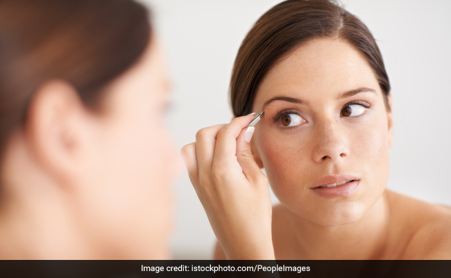 How To Do Eyebrows And Upper Lips During Lockdown At Home