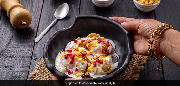 Rasgulla Chaat : An Unusual Bengali Chaat Recipe You Need To Try At Home