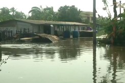 Cyclone Yaas Batters Bengal's Purbi Medinipur, Villages Submerged Cyclone Yaas Batters Bengal's Purbi Medinipur, Villages Submerged