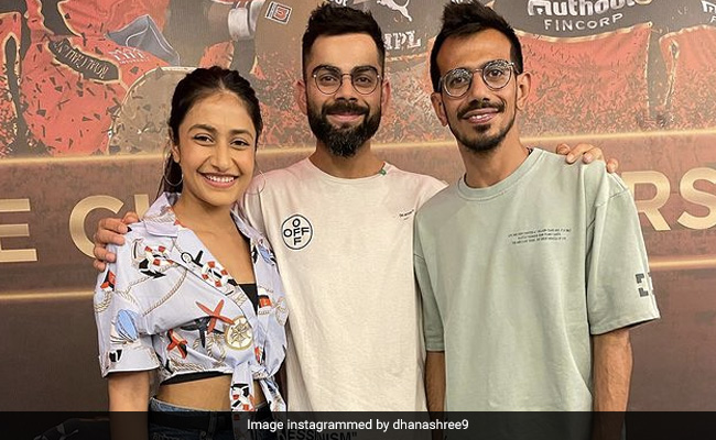 धनश्री ने विराट कोहली और चहल के साथ शेयर की तस्वीर, बोलीं- 'कप्तान और स्पिनर के साथ..'