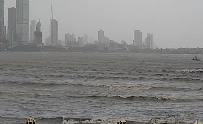 Ahead Of Cyclone Tauktae Landfall, Mumbai Experiences Rainfall. See Pics