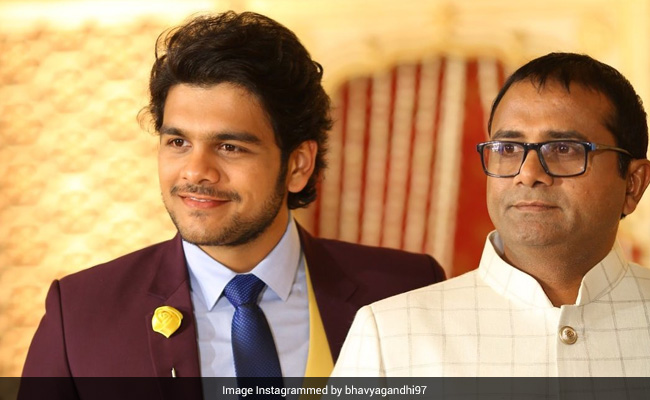 Actor Bhavya Gandhi Shares Pic With His "Hero"- Father Who Died Of COVID
