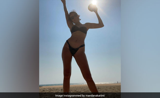 We&rsquo;re Sure Mandana Karimi&rsquo;s Black Bikini May Have Set Some Fire Alarms Ringing