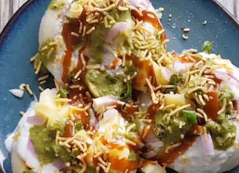 Ever Tried Idli Chaat? It Is The Ideal Lockdown Snack You've Been Looking For Ever Tried Idli Chaat? It Is The Ideal Lockdown Snack You've Been Looking For