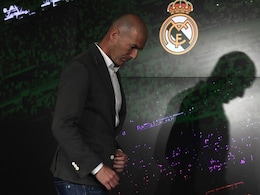 जिनेदिन जिदान ने रीयाल मैड्रिड का मैनेजर पद छोड़ा, बोले- क्लब को मुझ पर विश्वास नहीं है जिनेदिन जिदान ने रीयाल मैड्रिड का मैनेजर पद छोड़ा, बोले- क्लब को मुझ पर विश्वास नहीं है