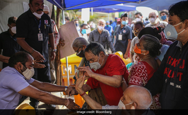 कोरोना से जंग: वैश्विक आलोचनाओं से उबरने के लिए केंद्र-आरएसएस का मास्टरप्लान