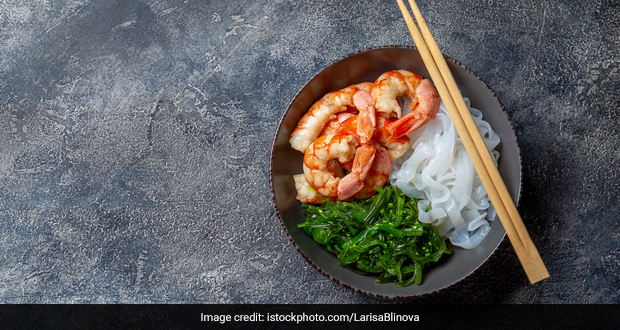 Shirataki Noodles: 5 Ways These Zero Calorie Noodles May Benefit Your Health