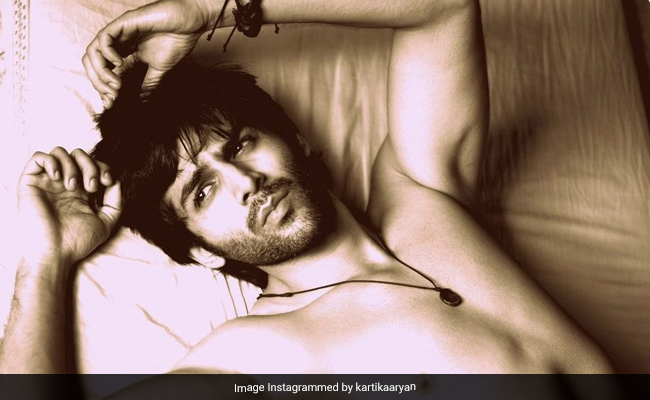 Can Kartik Aaryan Out-<i>Titanic</i> Kate Winslet? He Thinks He Won This Round