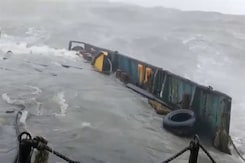 Frightening Pics Of Tugboat In Rough Seas Before It Was Sunk By Cyclone Frightening Pics Of Tugboat In Rough Seas Before It Was Sunk By Cyclone
