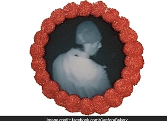 Bakery Owners Print Robber's Face On Cookies To Help Find Him; Internet Is Amazed Bakery Owners Print Robber's Face On Cookies To Help Find Him; Internet Is Amazed