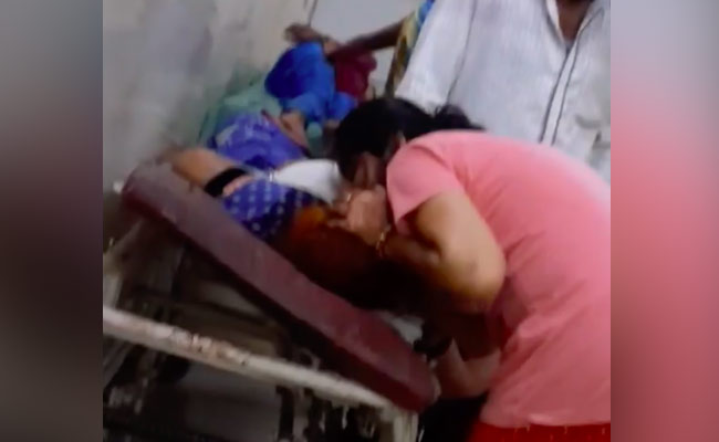 Sisters Give Mouth-To-Mouth Resuscitation In Bid To Save Mother In UP