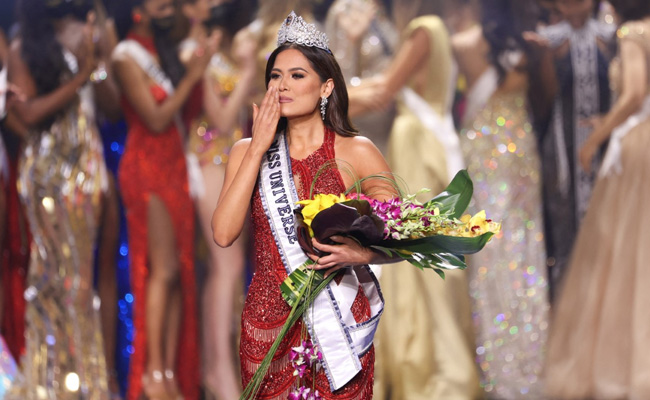 Mexico's Andrea Meza Crowned Miss Universe 2021