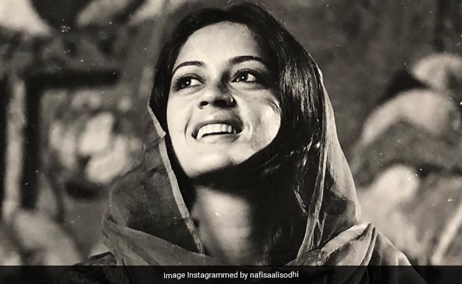 Nafisa Ali, Stunning At 19, Clicked By Her Father