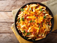Cheesy Frizza: Would You Try This Fusion Food Combining Fries And Cheese Pizza? Cheesy Frizza: Would You Try This Fusion Food Combining Fries And Cheese Pizza?
