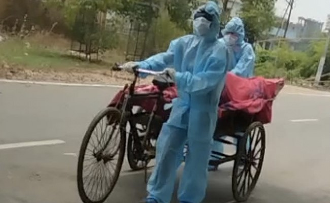 नालंदा में युवक का शव अंतिम संस्कार के लिए नगर निगम के कूड़े के ठेले से ले जाया गया