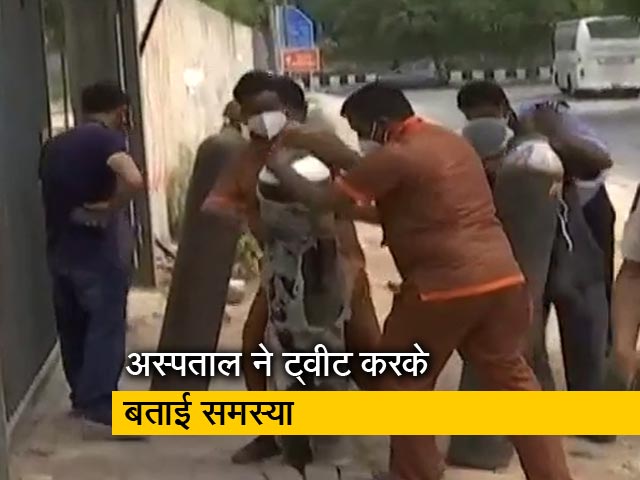 दिल्ली में ऑक्सीजन की किल्लत बरकरार, रेनबो हॉस्पिटल में राघव चड्ढा ने भेजे सिलेंडर