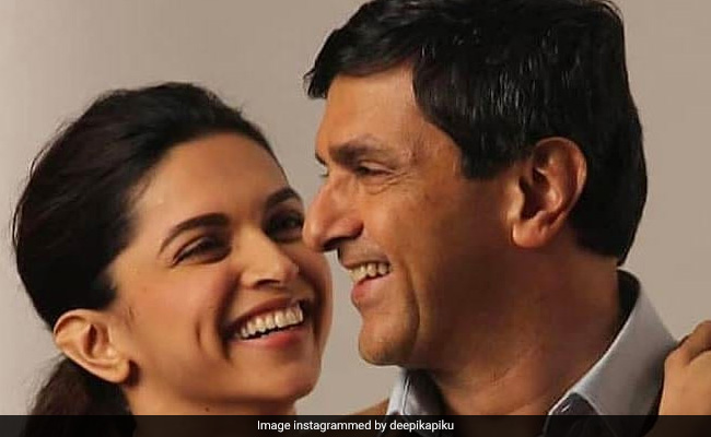 दीपिका पादुकोण के पिता प्रकाश पादुकोण कोरोना संक्रमित, बेंगलुरु में भर्ती