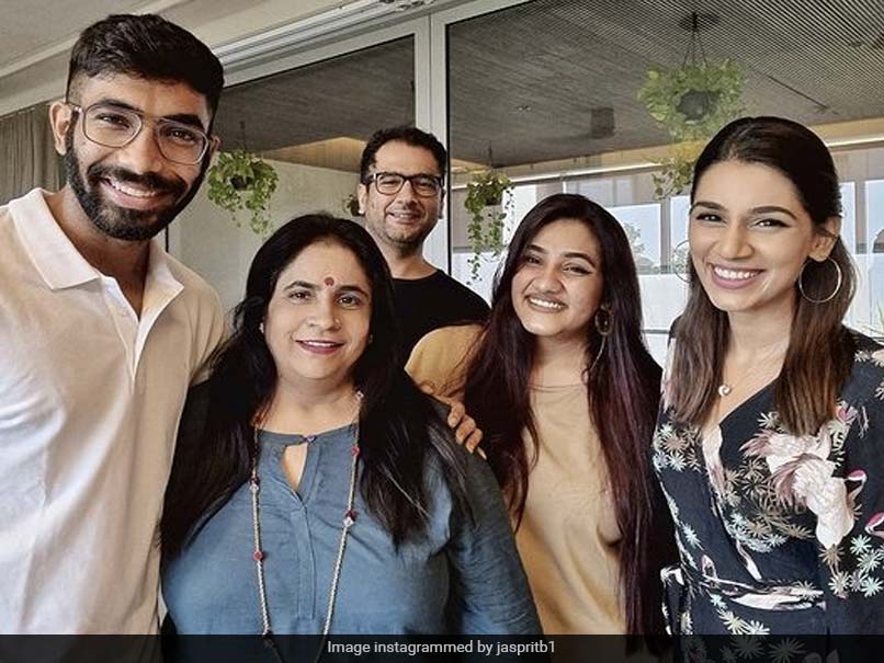 Jasprit Bumrah, Sanjana Ganesan Share Pictures With Family On Instagram