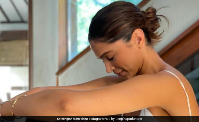 दीपिका पादुकोण को भी हुआ कोरोना, पिता अस्पताल में एडमिट, मम्मी और बहन भी संक्रमित