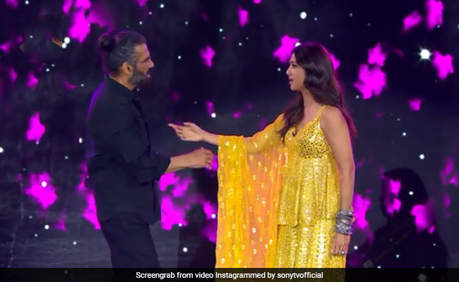 A <I>Dhadkan</i> Moment On <i>Super Dancer</i> Set, All Thanks To Shilpa Shetty And Suniel Shetty