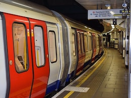 London Subway Riders Travel In Colourful Underwear To Ward Off Winter Blues London Subway Riders Travel In Colourful Underwear To Ward Off Winter Blues
