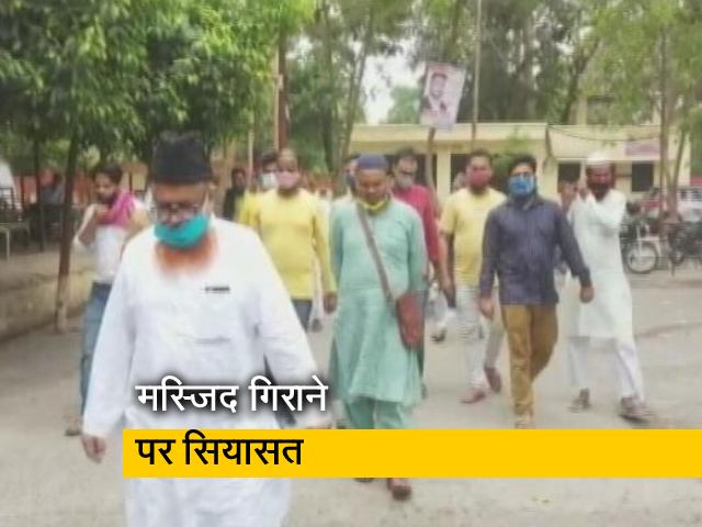 बाराबंकी : रामसनेहीघाट जा रहे थे कांग्रेस नेता, UP कांग्रेस अध्यक्ष समेत नेता पुलिस हिरासत में