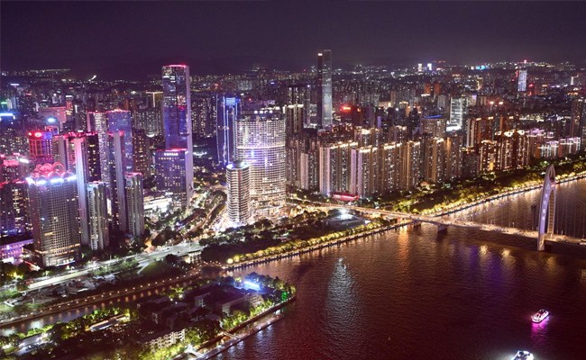 China Locks Down Neighbourhood In City Near Hong Kong After Covid Surge