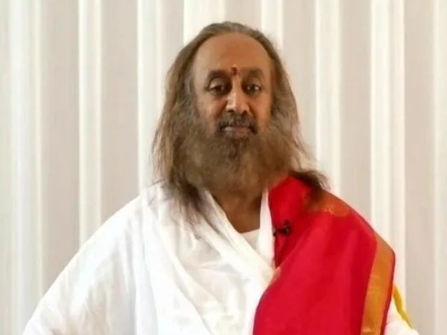 The Sikh Community Has An Inbuilt Devotion And Valor In Them: Sri Sri Ravi Shankar