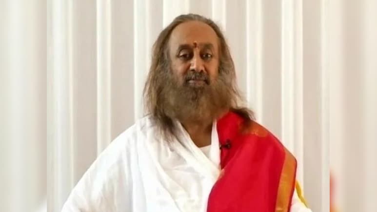 श्री श्री रवि शंकर जी ने बताया वेज या नॉनवेज फूड क्या है आपके लिए?