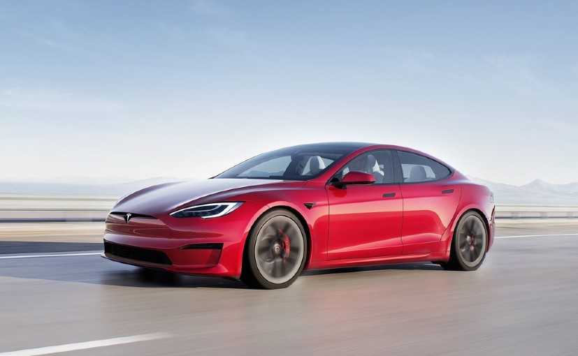 Tesla AutoPilot Stops Car After Driver Passes Out At The Wheel