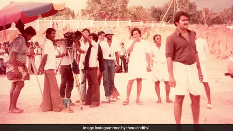 48 साल का करियर, 400 से ज्यादा फिल्में, फिर भी इस सुपरस्टार की डेब्यू मूवी की रिलीज में लगे 25 साल