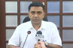 2 Dead Due To Winds Triggered By Cyclone In Goa: Pramod Sawant 2 Dead Due To Winds Triggered By Cyclone In Goa: Pramod Sawant