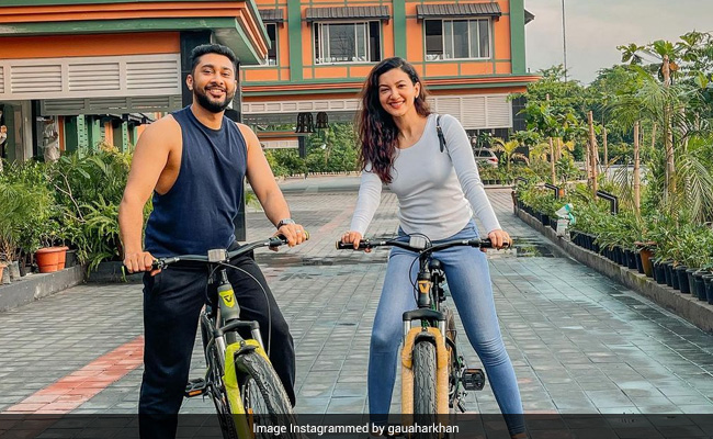 Love On Wheels, Featuring Gauahar Khan And Husband Zaid Darbar