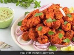 Achari Aloo Tikka: Give Potatoes A Spicy Makeover With This Fiery Recipe
