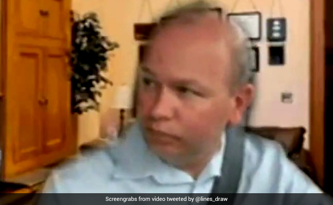 Funniest Zoom Meeting Fails We Saw During The Lockdown