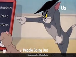 Tom and Jerry का वीडियो शेयर कर मुंबई पुलिस ने लोगों से की अपील, कहा- 'बिना वजह और बिना मास्क न निकलें बाहर' Tom and Jerry का वीडियो शेयर कर मुंबई पुलिस ने लोगों से की अपील, कहा- 'बिना वजह और बिना मास्क न निकलें बाहर'