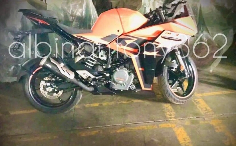 Upcoming New-Gen KTM RC 390 Spotted Sans Camouflage Upcoming New-Gen KTM RC 390 Spotted Sans Camouflage