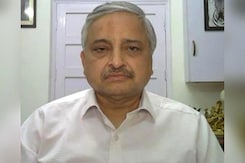 May Need To Revise Dosing Gap, Tweak Vaccines Based On Variants: AIIMS Chief May Need To Revise Dosing Gap, Tweak Vaccines Based On Variants: AIIMS Chief
