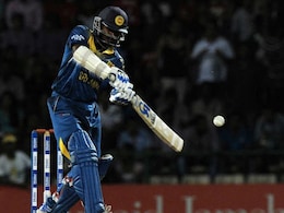 बांग्लादेश के खिलाफ वनडे सीरीज के लिए श्रीलंकाई टीम घोषित, देखें कब और कहां होंगे मैच, पूरा शेड्यूल बांग्लादेश के खिलाफ वनडे सीरीज के लिए श्रीलंकाई टीम घोषित, देखें कब और कहां होंगे मैच, पूरा शेड्यूल