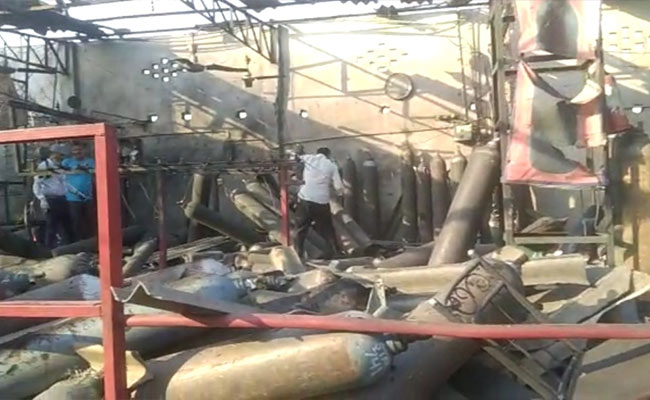 3 Killed, 5 Injured In Blast At Oxygen Refilling Centre In Lucknow