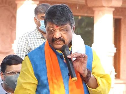 Ex-Governor Tathagata Roy's 'Vodafone Pug' Post In Jibe At BJP Leader