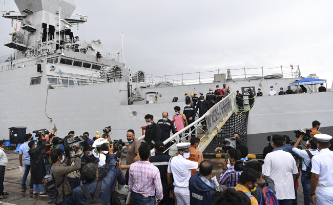 Barge P305 Located On Seabed, Navy Continues Search For 20 Missing