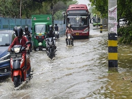 मई में 121 साल में दूसरी सबसे ज्यादा बारिश हुई, लू भी नहीं चली, मौसम विभाग ने बताई वजह मई में 121 साल में दूसरी सबसे ज्यादा बारिश हुई, लू भी नहीं चली, मौसम विभाग ने बताई वजह