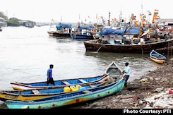 PM Holds Review Meet On Cyclone Tauktae, Mumbai May See Heavy Rain Today PM Holds Review Meet On Cyclone Tauktae, Mumbai May See Heavy Rain Today
