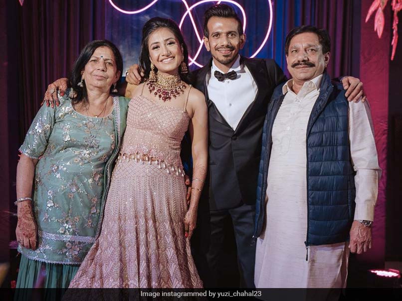 "Keep The Real Ones Close": Yuzvendra Chahal Posts Pic With Family